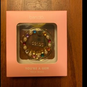 NWT ban.do phone tech ring